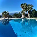 Casa Margherita Vista Etna 公寓 *